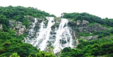 在什么app或网站上订青旅比较靠谱？游戏画面